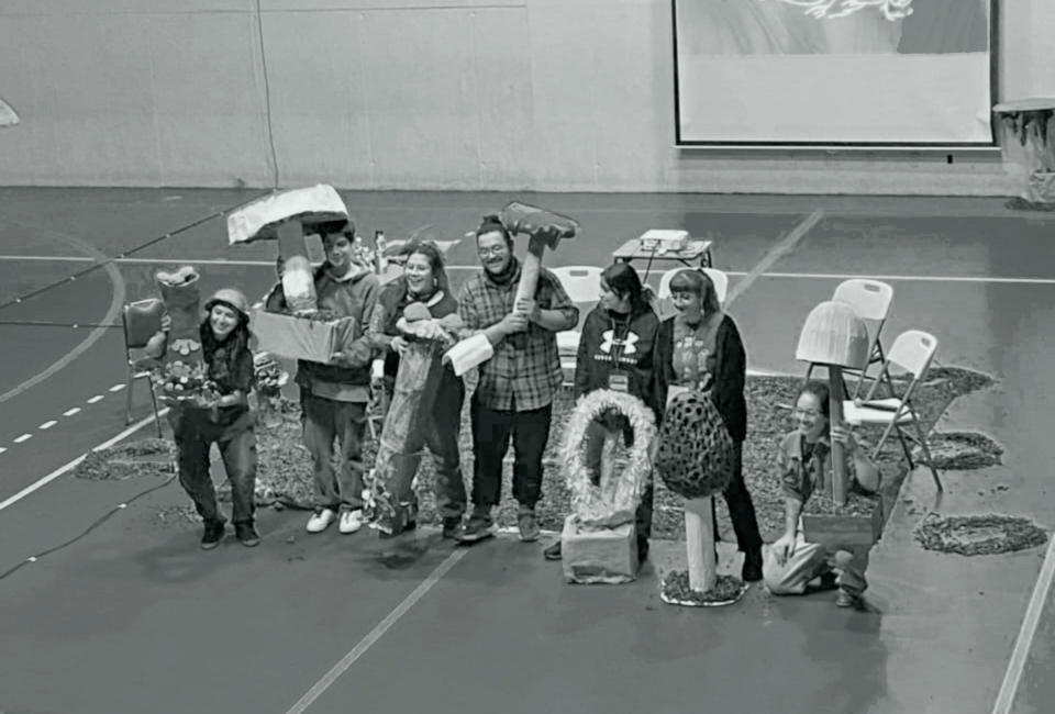 Equipo de Simbiosis Subantártica en uno de los fetivales de la Patagonia chilena